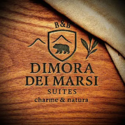 Dimora dei Marsi Logo